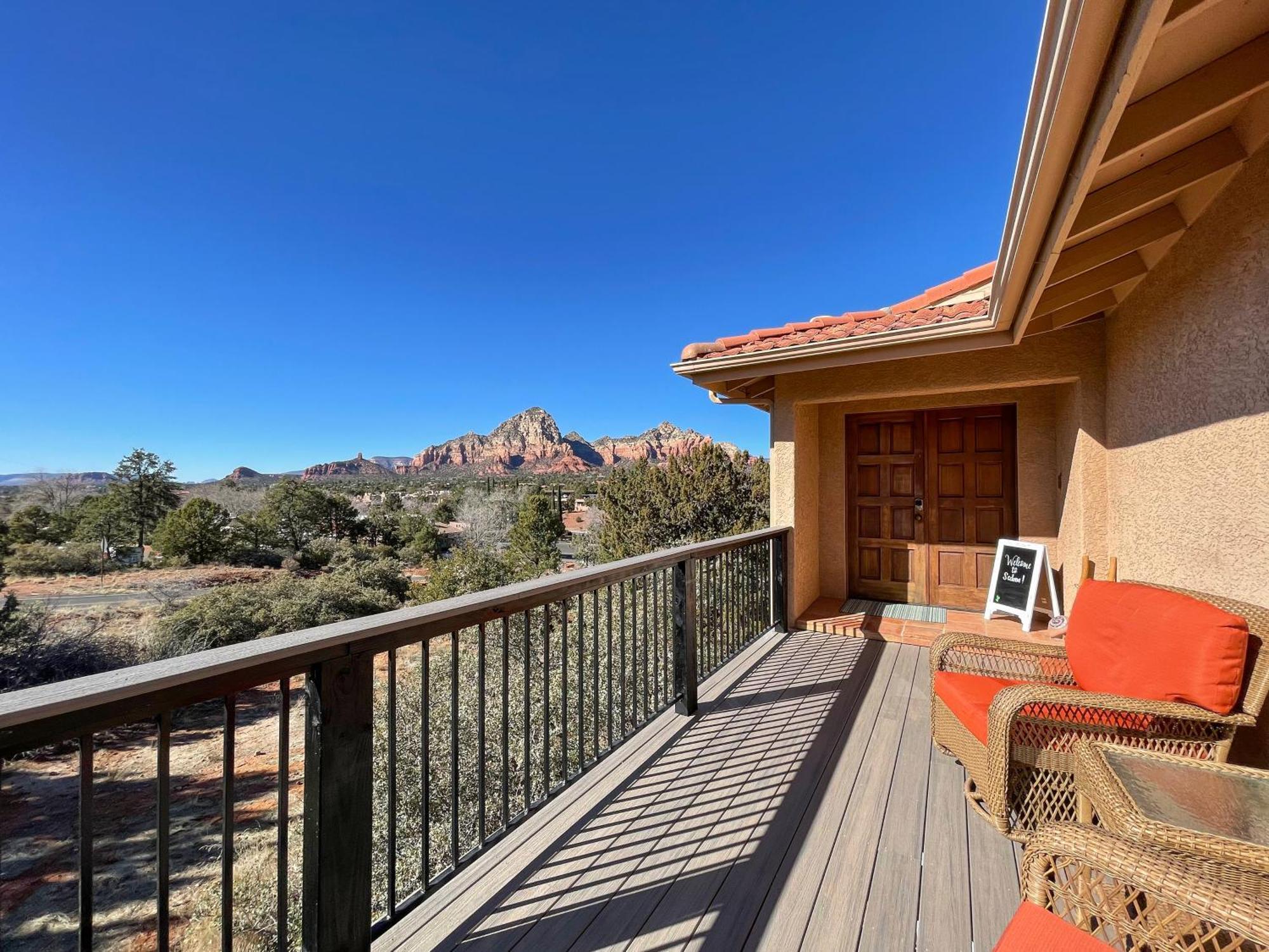 Awe Inspiring Red Rock Views With Hot Tub! Holiday home Sedona