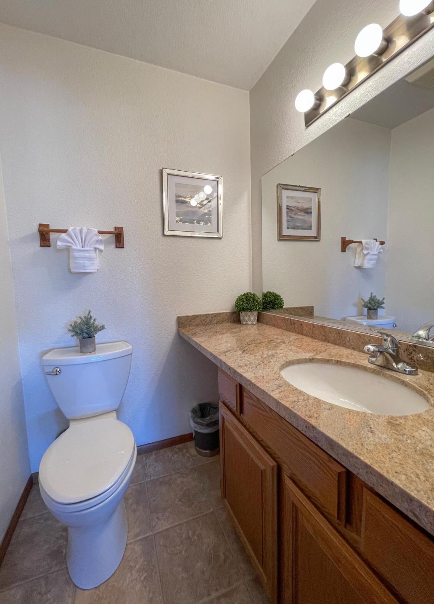 Holiday home Awe Inspiring Red Rock Views With Hot Tub! Sedona